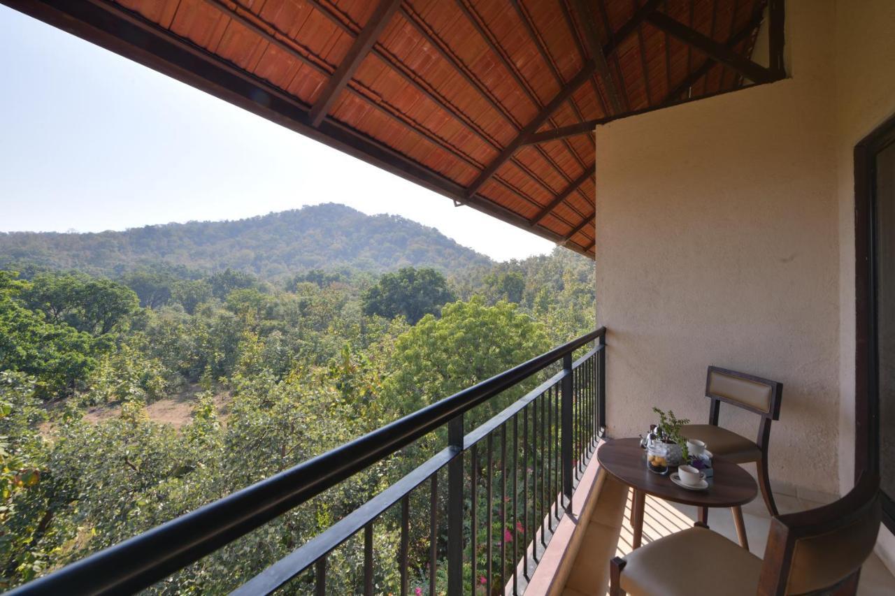 Bhanu The Fern Forest Resort & Spa, Jambughoda Екстериор снимка
