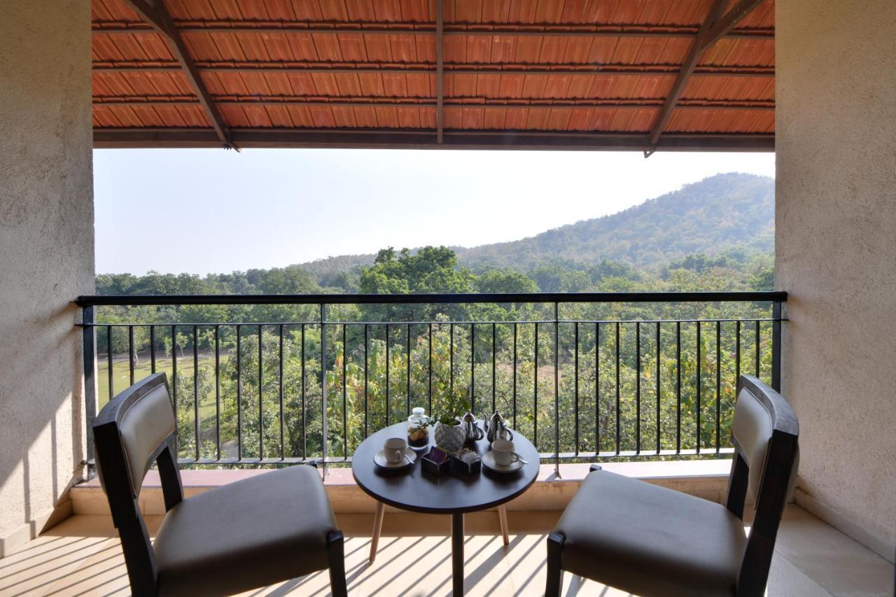 Bhanu The Fern Forest Resort & Spa, Jambughoda Екстериор снимка
