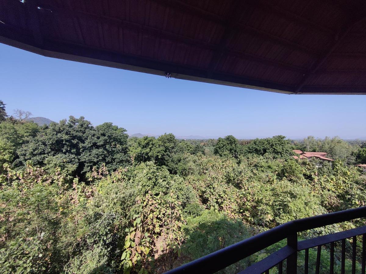 Bhanu The Fern Forest Resort & Spa, Jambughoda Екстериор снимка