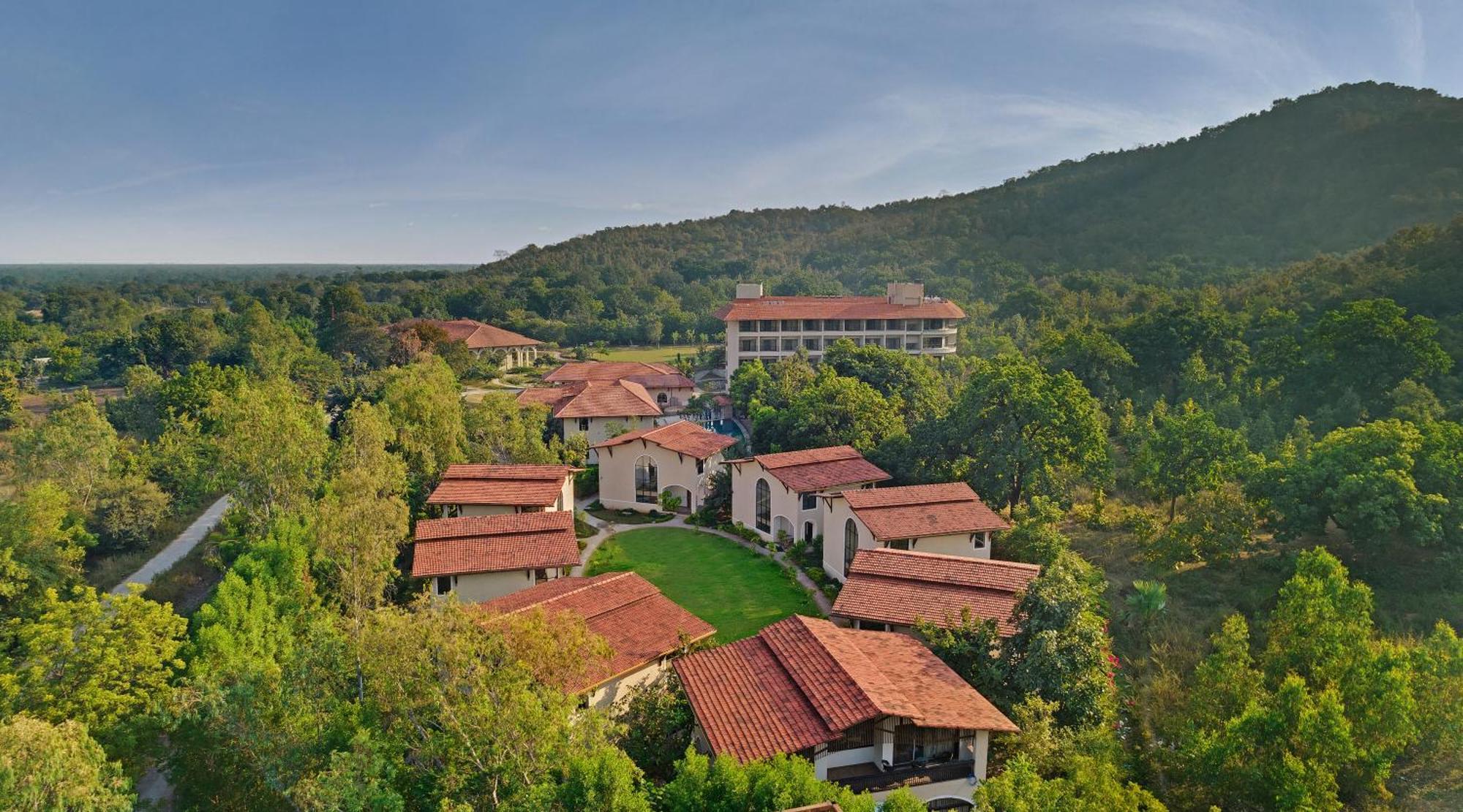 Bhanu The Fern Forest Resort & Spa, Jambughoda Екстериор снимка