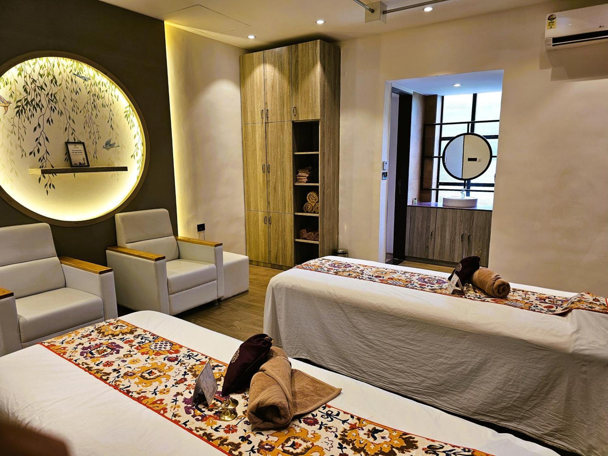Bhanu The Fern Forest Resort & Spa, Jambughoda Екстериор снимка